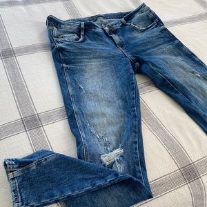 Distressed Zara jeans size 40 ( US 8)
